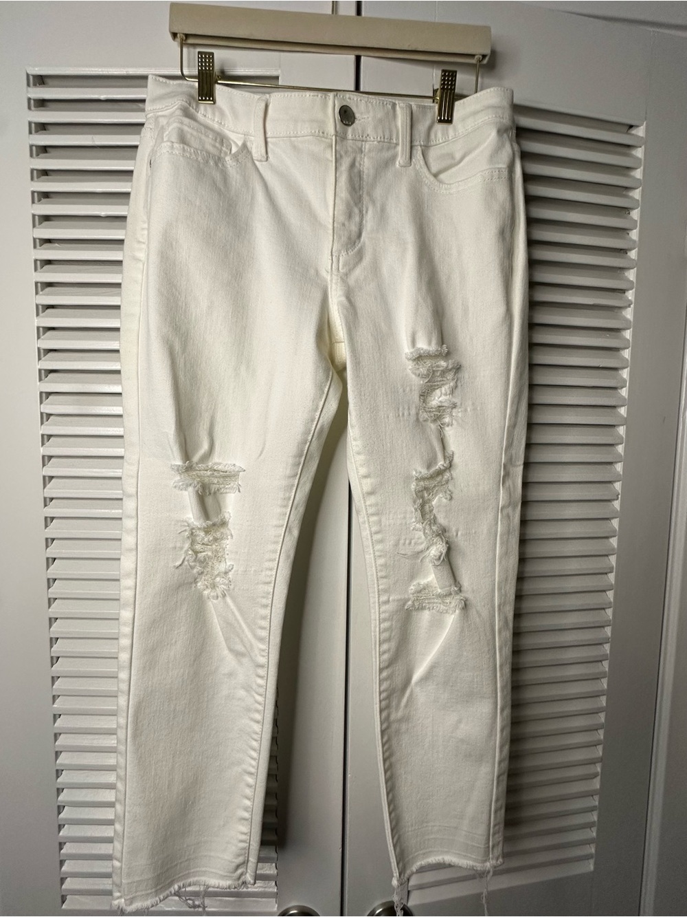 Soho White Distressed Skinny Jeans